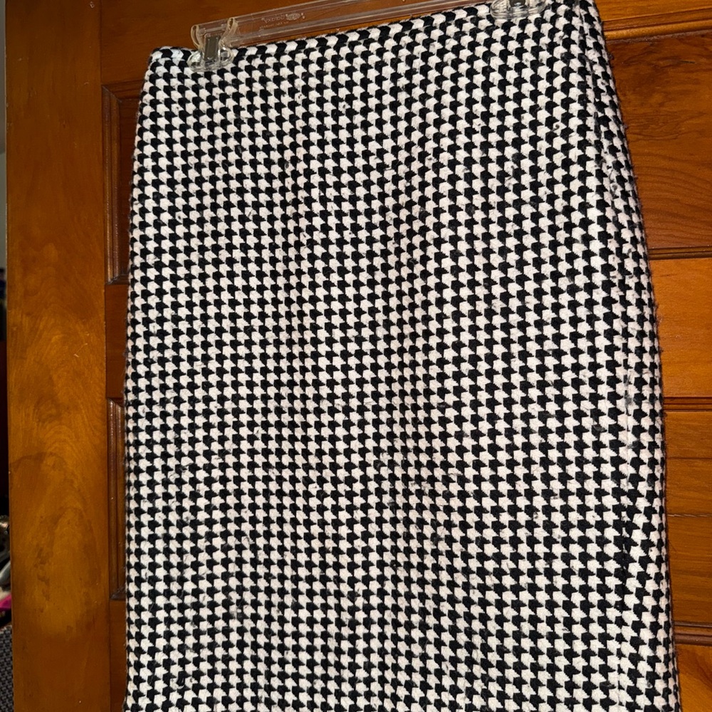 Vintage early 2000s Ann Taylor Mid-Length Skirt